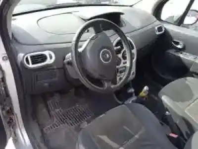 Veículo de Sucata renault grand modus k9k766 do ano 2008 alimentado 