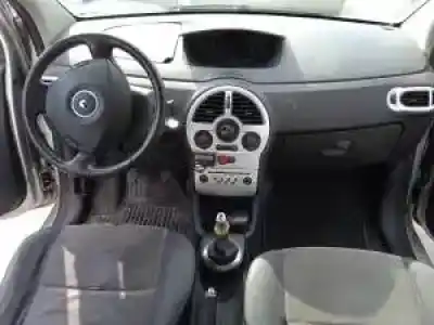 Veículo de Sucata renault grand modus k9k766 do ano 2008 alimentado 