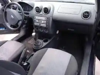 Veículo de Sucata ford fiesta (cbk) g-a9ja do ano 2001 alimentado 