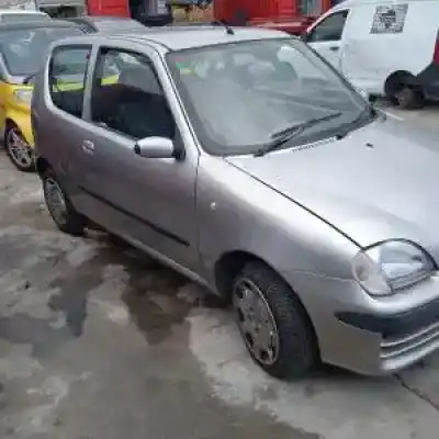 Veicolo di demolizione fiat seicento (187) g-187a1000 dell'anno 2002 alimentato 