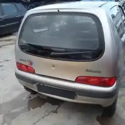 Veicolo di demolizione fiat seicento (187) g-187a1000 dell'anno 2002 alimentato 