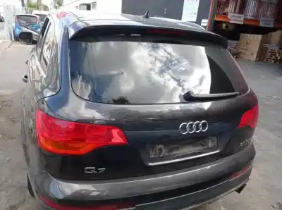 Sloopvoertuig audi                                               q7 (4l)                                                                                                                                                                                                                                                    bug                                                                                                                                                                                                                                                        van het jaar 2006 aangedreven 