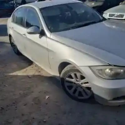 Veículo de Sucata bmw serie 3 berlina (e90) 204d4 do ano 2005 alimentado 