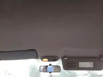 Здавання транспортного засобу renault clio ii fase ii (b/cb0) d7f726 року 2001 потужний 