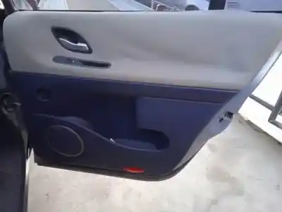 Здавання транспортного засобу renault espace iv (jk0) f4rv7 року 2002 потужний 