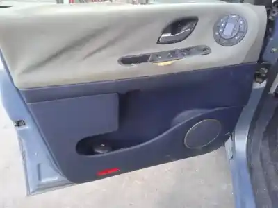 Здавання транспортного засобу renault espace iv (jk0) f4rv7 року 2002 потужний 