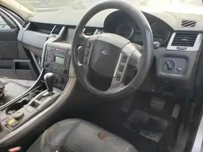 Véhicule à la ferraille land rover range rover sport (l320) 428ps de l'année 2005 alimenté 