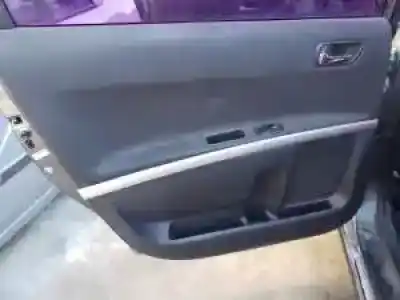 Sloopvoertuig toyota corolla verso (r1) 1zzfe van het jaar 2004 aangedreven 