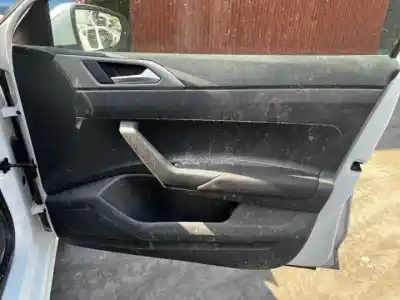 Veicolo di demolizione volkswagen polo (aw) dfna dell'anno 2017 alimentato 