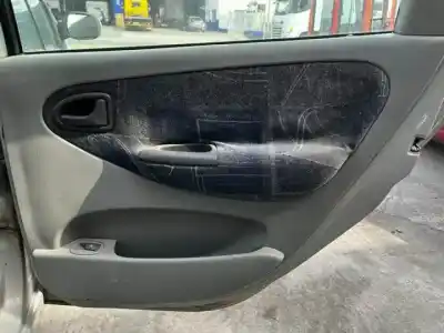 Scrapping Vehicle renault scenic (ja..) f4r740 of the year 2000 powered 
