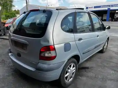 Scrapping Vehicle renault scenic (ja..) f4r740 of the year 2000 powered 