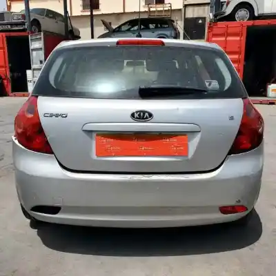 Veículo de Sucata kia cee´d d4fb-ul do ano 2006 alimentado 