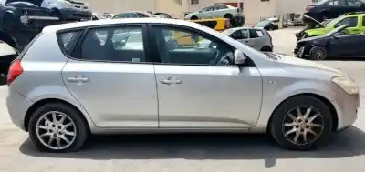Veículo de Sucata kia cee´d d4fb-ul do ano 2006 alimentado 