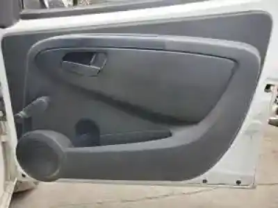 Veicolo di demolizione citroen nemo (vu) 199a9000 dell'anno 2011 alimentato 