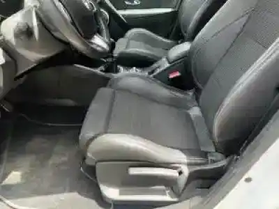 Vehicul casat renault megane iv berlina 5p k9k656 al anului 2013 alimentat 