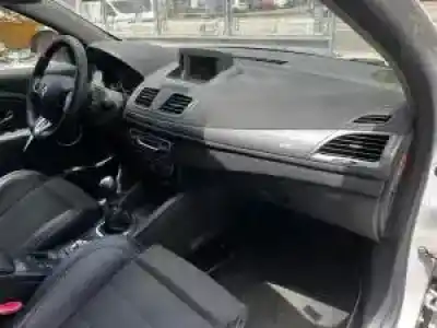 Vehicul casat renault megane iv berlina 5p k9k656 al anului 2013 alimentat 