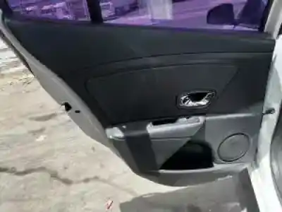 Vehicul casat renault megane iv berlina 5p k9k656 al anului 2013 alimentat 