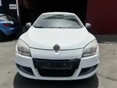 Vehicul casat renault megane iv berlina 5p k9k656 al anului 2013 alimentat 