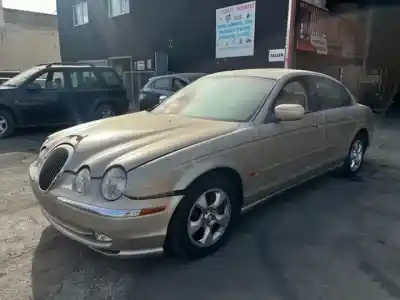 Здавання транспортного засобу JAGUAR S-TYPE G/FB року 2002 потужний 