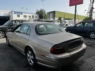 Здавання транспортного засобу jaguar s-type g/fb року 2002 потужний 