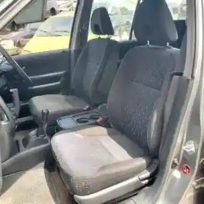 Veicolo di demolizione honda cr-v ii (rd_) 2.0 (rd5) dell'anno 2004 alimentato 