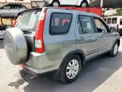 Veicolo di demolizione honda cr-v ii (rd_) 2.0 (rd5) dell'anno 2004 alimentato 