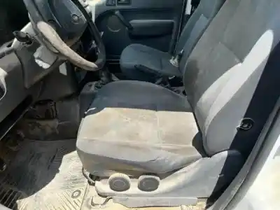 Здавання транспортного засобу ford transit connect (tc7) r2pa року 2009 потужний 