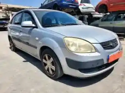 Veículo de Sucata kia rio (jb) d4fa do ano 2005 alimentado 