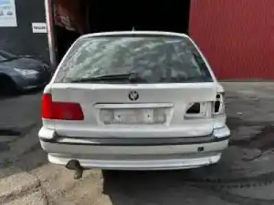 Sloopvoertuig bmw serie 5 touring (e39) 306d1 van het jaar 1998 aangedreven 