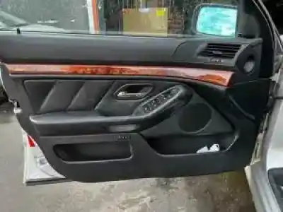 Sloopvoertuig bmw serie 5 touring (e39) 306d1 van het jaar 1998 aangedreven 