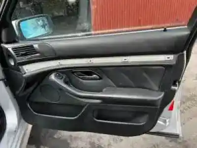 Sloopvoertuig bmw serie 5 touring (e39) 306d1 van het jaar 1998 aangedreven 