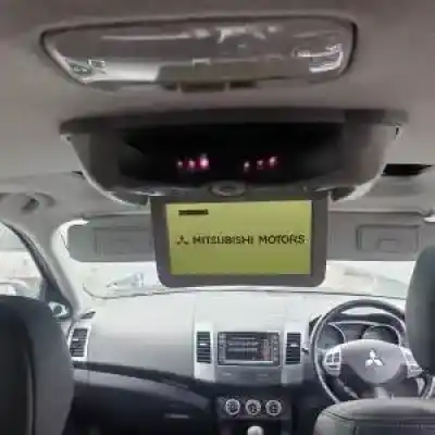 Véhicule à la ferraille mitsubishi outlander (cw0) 4hn de l'année 2007 alimenté 