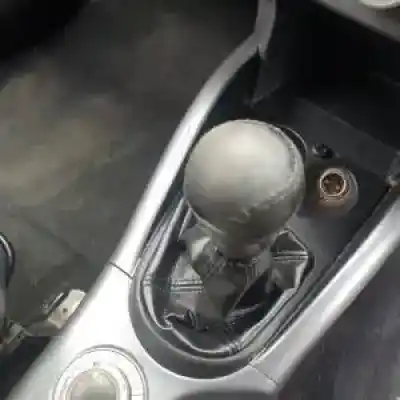 Véhicule à la ferraille mitsubishi outlander (cw0) 4hn de l'année 2007 alimenté 