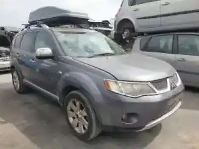 Véhicule à la ferraille mitsubishi outlander (cw0) 4hn de l'année 2007 alimenté 