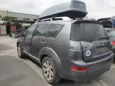 Véhicule à la ferraille mitsubishi outlander (cw0) 4hn de l'année 2007 alimenté 