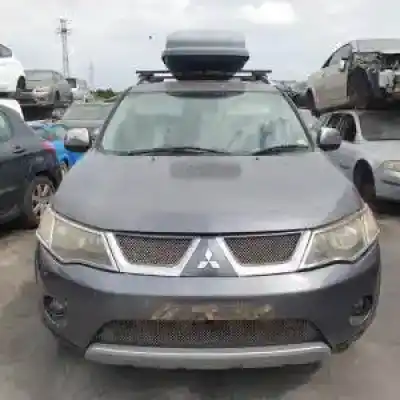 Véhicule à la ferraille mitsubishi outlander (cw0) 4hn de l'année 2007 alimenté 
