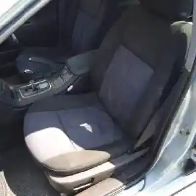 Veicolo di demolizione peugeot 607 (s1) d-4hx dell'anno 2000 alimentato 