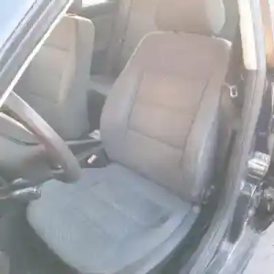 Veículo de Sucata audi a4 berlina (b5) afn do ano 1995 alimentado 