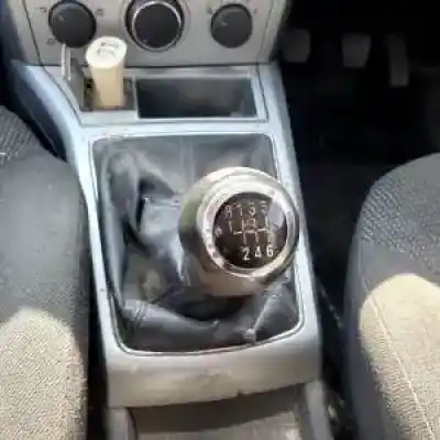 Veículo de Sucata opel astra h caravan z17dtr do ano 2007 alimentado 