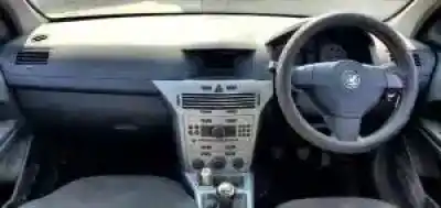 Veículo de Sucata opel astra h caravan z17dtr do ano 2007 alimentado 