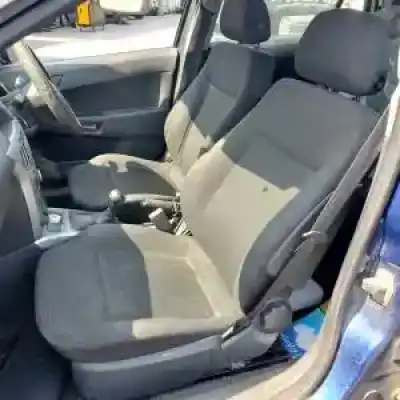 Veículo de Sucata opel astra h caravan z17dtr do ano 2007 alimentado 