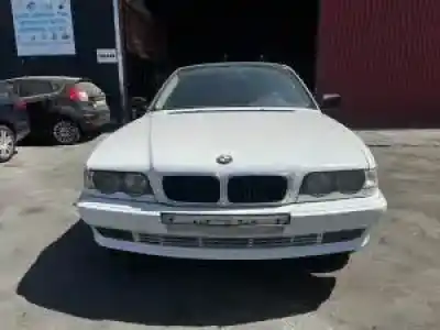 Scrapping Vehicle bmw serie 7 (e38) 358s2 of the year 1994 powered 