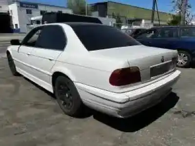 Scrapping Vehicle bmw serie 7 (e38) 358s2 of the year 1994 powered 