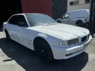Scrapping Vehicle bmw serie 7 (e38) 358s2 of the year 1994 powered 
