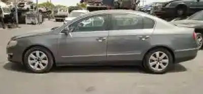 Veicolo di demolizione volkswagen passat berlina (3c2) d-bkp dell'anno 2005 alimentato 