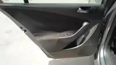 Veicolo di demolizione volkswagen passat berlina (3c2) d-bkp dell'anno 2005 alimentato 