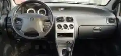 Veicolo di demolizione tata indica 475si48 dell'anno 2005 alimentato 