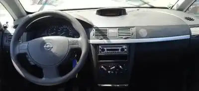Veicolo di demolizione opel meriva z16se dell'anno 2003 alimentato 