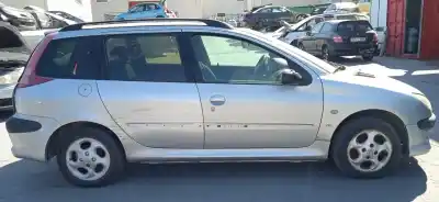 Veicolo di demolizione peugeot 206 sw xs dell'anno 2003 alimentato kfw