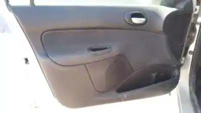 Veicolo di demolizione peugeot 206 sw xs dell'anno 2003 alimentato kfw